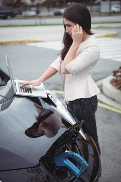Diferencias entre coches con tecnología híbrida y 100% eléctrica